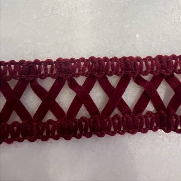 Red Burgundy Velvet Lace Choker Necklace - Picture 3 of 3